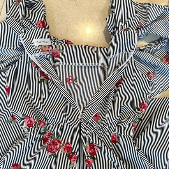 Calvin Klein Embroidered and Striped Off the Shoulder Dress Size 4 - Picture 8 of 8